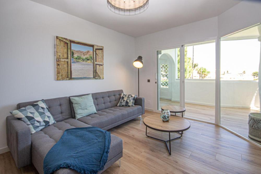 Wonderful 2 Bed Apartment With Stunning Sea Views Sitio de Calahonda Exteriör bild